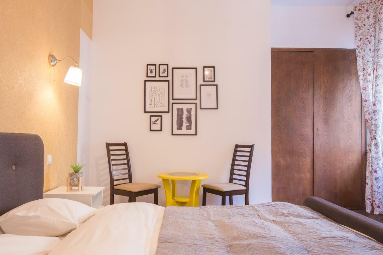 Color Apartments Nicolae Tonitza St Bucarest Exterior foto
