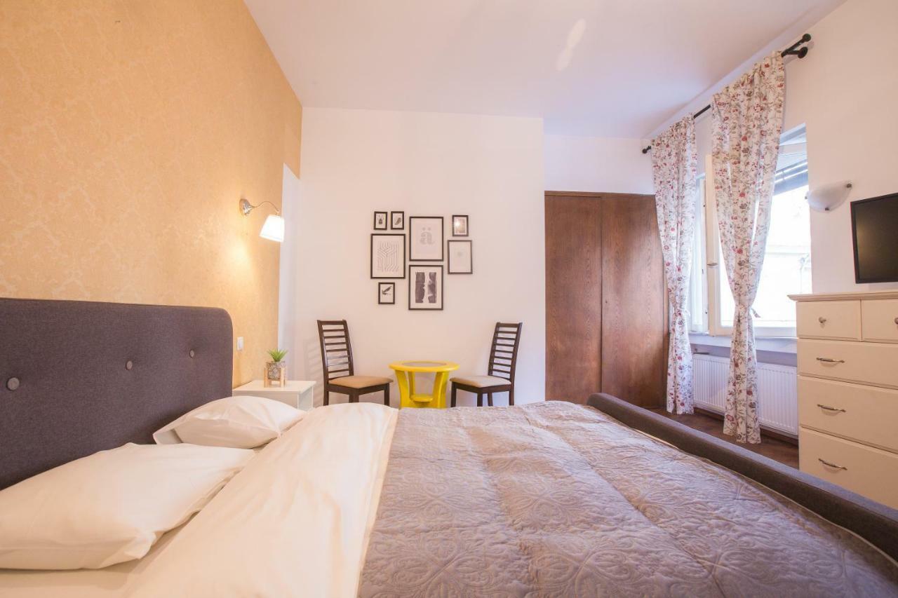 Color Apartments Nicolae Tonitza St Bucarest Exterior foto